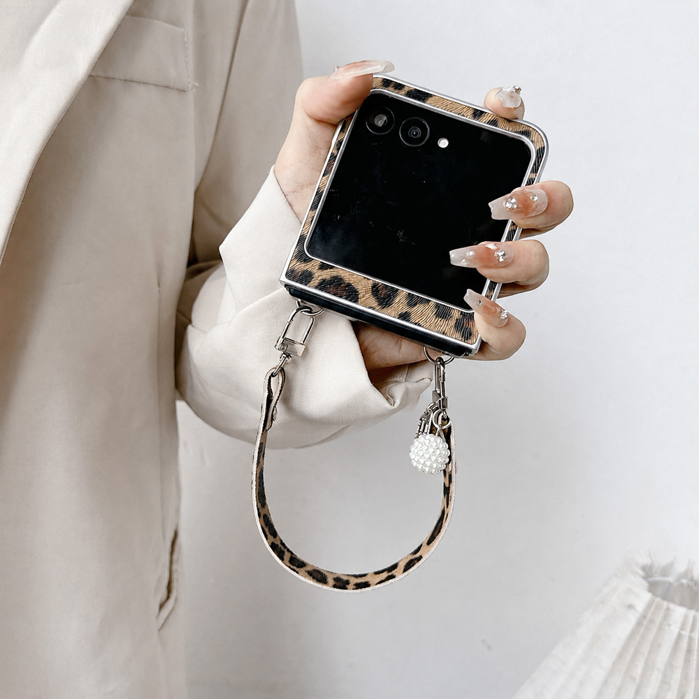 Leopard Print Folding Flip Pho - Luxury Lifestyle Women 评论和价格